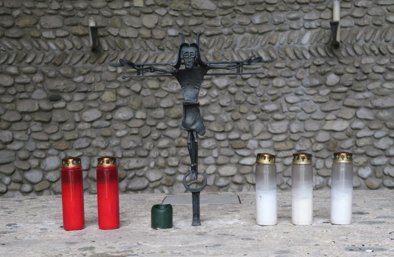 closeu of xian shrine