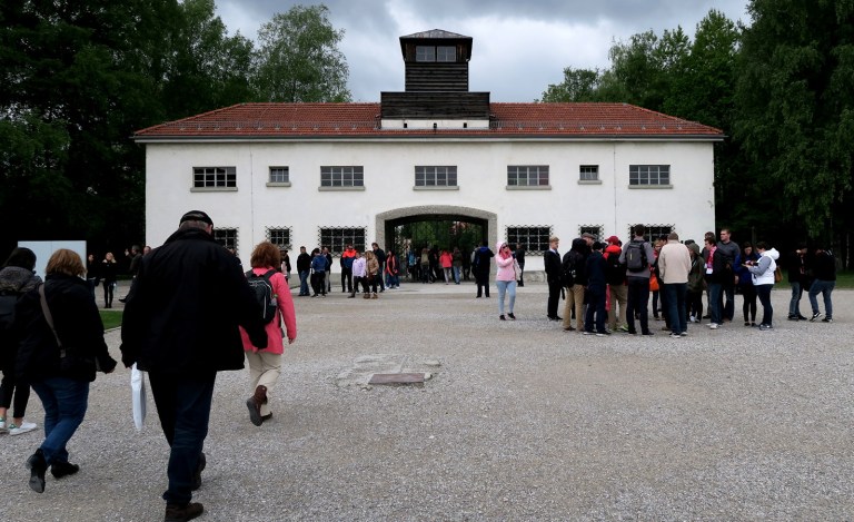 dachau entrance
